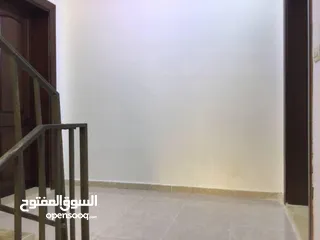  22 المكان بلحصن