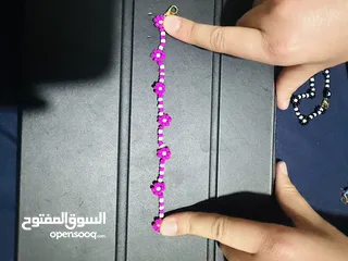  8 أساور خرز من عند رزان
