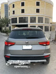  8 سيات اتيكا يد اولى فل مسكر ذهبي وداخلية عسلية