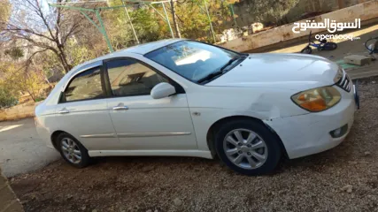  3 كيا سيراتو 2008