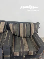  3 انتريه قعده بحاله جيده جدا موجود بمأدبا السعر  20دينار