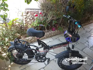  6 بسكليت كهربا مستعمل بحاله ممتازه للبيع بدون بطاريه
