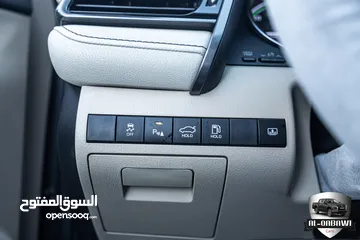  26 Toyota Camry Gle 2023  السيارة بحالة ممتازة جدا و قطعت مسافة 70,000 كيلو متر