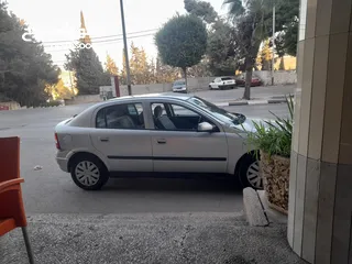  10 اوبل استرا