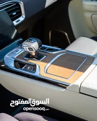  2 HONGQI E-HS9 SUV EV USED 2023