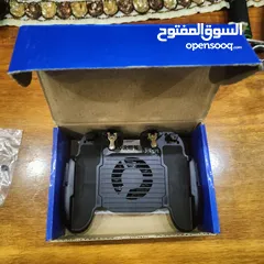  6 يد ببجي موبايل مع مروحه لتبريد الجهاز  و شاحن و مانعات انزلاق بديله  ب4