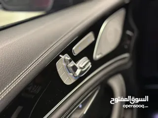  7 Mercedes GT43