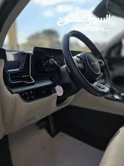  13 kia Sportage Hybrid 2022