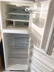  1 ثلاجة سانيو بحالة جيدة جيدا