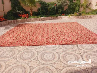  2 سجاد تركي اصلي مستعمل بحالة الوكاله مع ممر من نفس نوع السجادة .......