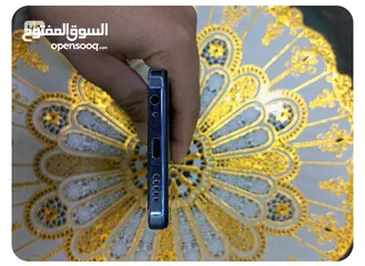 2 هاتف Lesia young 3
