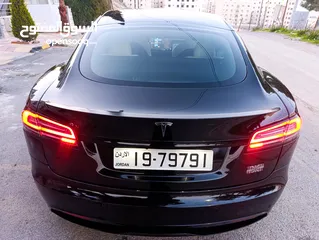  18 TESLA MODEL S PLAID 2022