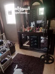  3 غرفة نوم كاملة مع مرافقها للبيع