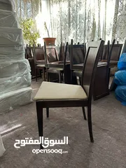  4 كراسي فاخره فرنسية الصنع خشب صولد (زان) قدره تحمل عالية للبيع بسعر مغري متوفر كمية