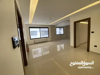  10 شقة طابق اخير مع روف دوبلكس للبيع من المالك مباشرة خلدا قرب اكادمية ساندس