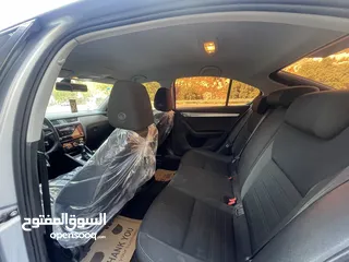  5 سكودا اوكتافيا 2020/19 بحالة الشركة فل فل عدا فتحه وعداد قليل اصلي