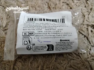  26 متفرقات و نثريات و إكسسوارات جديدة بحال الوكالة للبيع