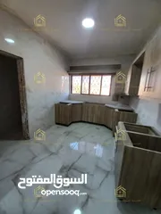  4 شقة فارغة للايجار في عبدون لم تسكن بعد التجديد