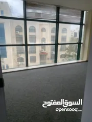  10 مكتب للايجار