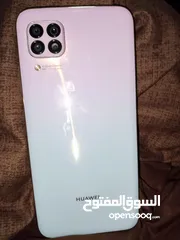  3 هواوي نوفا 7i مكسورة شاشتو باحالة جيدة