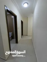  16 للايجار شقه مميزه سوبر ديلوكس تتكون من3نوم مع الماستر2حمامات صاله صالون مطبخ بلكون والموقع بالتفاصيل