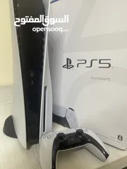  2 جهاز بليستيشن فايف(ps5) بحالة ممتازة  استخدام خفيف  نسخة الديسك(cd edition)  مع يد.