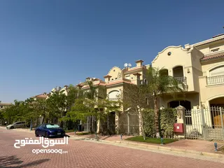  1 فيلا Twin House للبيع فى الشروق " Ready To Move " la vista el patio casa