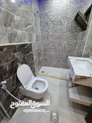  16 شقة ملوكية بإطلالة خلابة جدا أحكام خاصة أ مساحة داخلية وخارجية. 660 متر مربع أكبر مساحة لشقة