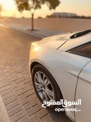  14 فورد فوكس 2015 فل إضافات للبيع 1600 بنزين