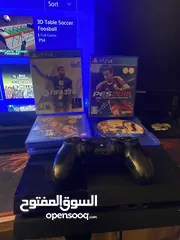  2 بلاستيشن4 مع4 سيديات وكل الأسلاك