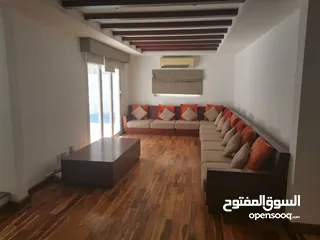  11 Villa in Madinat As Sultan Qaboos