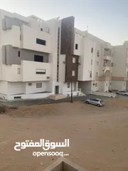  3 شقة نصف تشطيب للبيع