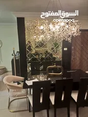  2 متخصصون في جميع أعمال السيكوريت والشوربوكس والزجاج والمرايا