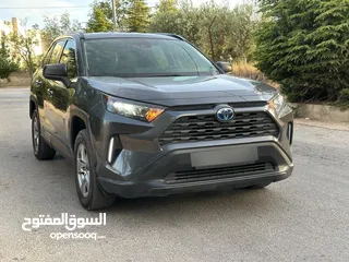  1 تويوتا راف فور للبيع وبسعر مناسب مجمركو قبل شهر