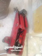  7 جك تمساح صغير وثقيل