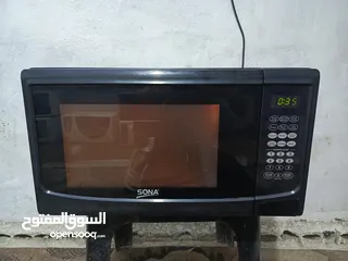  1 ميكرويف سونا 45لتر لون اسود مع نظام شواي داخليه بحال الوكاله قابل للتفاوض يوجد توصيل