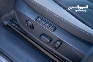  18 ID4 Pro piano black 2021
