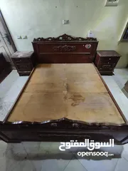  1 غرفه نوم مع بوفيه خشب لاتيه زان اصلي للبيع