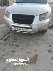  3 هونداي سنتافيه . ركز رخصه وتامين سنه  شاشه أندرويد كبيره حساس خلفي  فتحة سقف  شصيات نضاف  عمدان الف