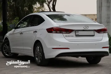  2 هيونداي النترا  موديل : 2017 سعة المحرك : 1.6L قطعة مسافة : 33.000 KM فحص كامل بدون ملاحظات