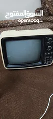  6 أغراض للبيع أو البدل على حوض سمك