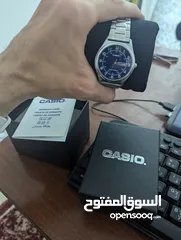  2 Casio مع العلبة بسعر مناسب