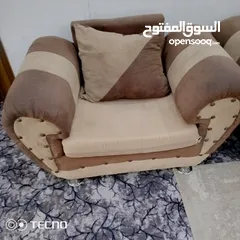  9 كنب سبع مقاعد ثلاثيه وثنائيه ومفردتين