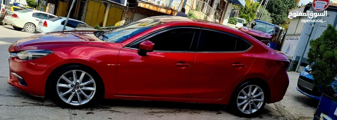  1 Mazda 3 2017
