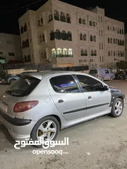  11 بيجو للبيع
