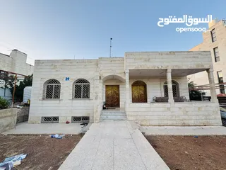  1 منزل مستقل للبيع من المالك مباشره بسعر الأرض والسعر قابل للتفاوض بعد المعاينه للجادين
