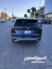 2 ID6 CROZZ PRO?ممشى كحلي متالك29 الف كم 2022بحالة  الشركه