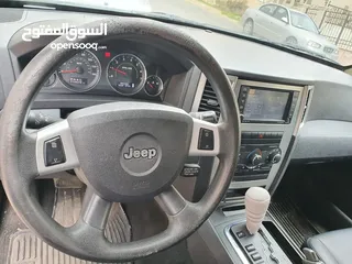  16 جيب شيروكي لاريدو موديل 2008