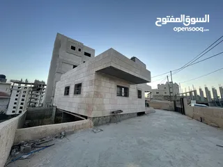  1 منزل لللبيع منطقة ام الطلع الشواوره
