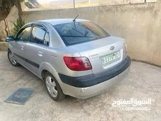  4 كيا برايد2007